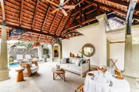 Maradiva Villas Resort and Spa Hotels in Flic en Flac