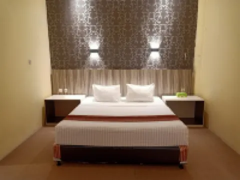 Grand Mansion II Hotel Blitar Hotéis em Blitar Regency
