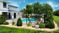 Days Inn by Wyndham Battlefield Rd/Hwy 65 - Pools