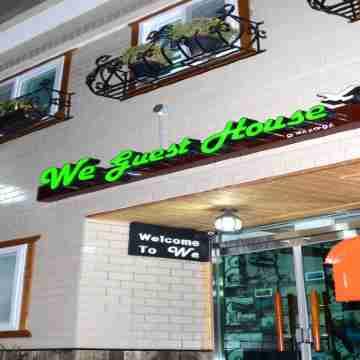 We Guest House - Hostel Hotel Exterior