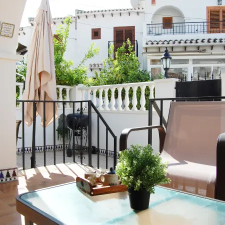 Anchor House  5 Min from the Sea
