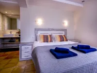 Villa El Camino