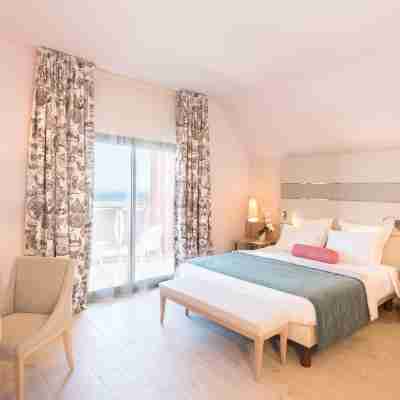 Akoya Hotel & Spa Rooms