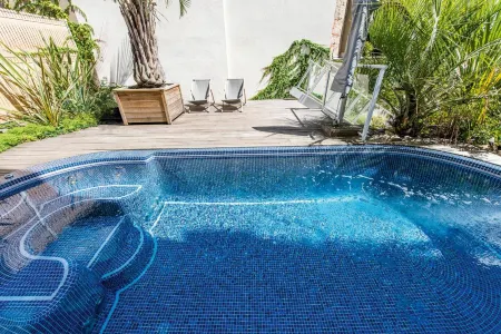 Privilège Appart Hôtel Saint Exupéry Отели рядом с достопримечательностью «Монастырь якобинцев в Тулузе»