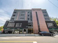Oido Westlaven Hotel Hotels near Okgu Park