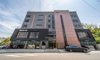 1. 오이도 웨스트레..