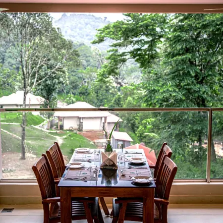 Riverdale Munnar Resorts & Spa