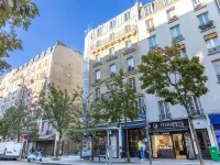 Prince Albert Montmartre Hotels near Montmartre