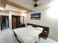 Sardar Hotel & Home Stay