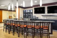Fairfield Inn & Suites Toronto Airport - bar