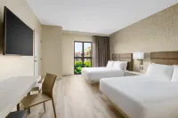 AC Hotel Naples 5th Avenue Hotels near Revs Institute, Inc.