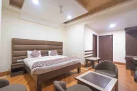 Jeet Residency Hotels near Rewa Fort