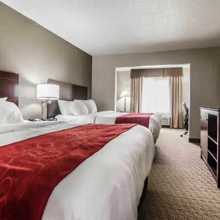 Quality Suites St. Joseph