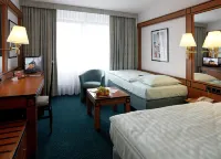 โรงแรมอะมาเดอุส แฟรงก์เฟิร์ต - โรงแรมราคาถูก