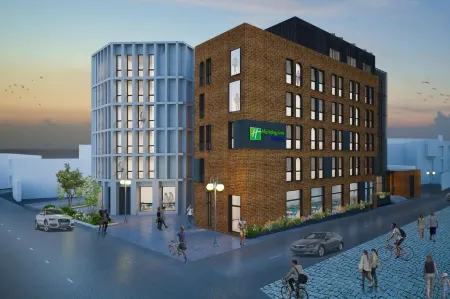 Holiday Inn Express Tbilisi Avlabari Отели рядом с достопримечательностью «Памятник  Церетели и Чавчавадзе»