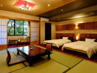Misasaonsen Kouraku Hoteles en Misasa