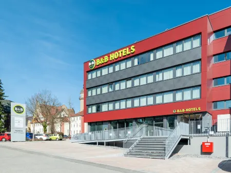 B&B Hotel Albstadt-Hbf Отели в г. Бурладинген