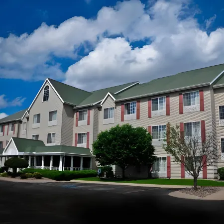 Country Inn & Suites by Radisson, Clinton, IA