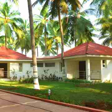 Ovm Resorts Hotel Exterior