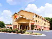 Super 8 by Wyndham Charlottesville Hotels near Charlottesville-Albemarle Airport