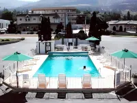 Flamingo Motel Hotels in Penticton
