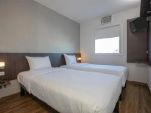 Hotel Hi! Guadalupe Hotels in Guadalupe