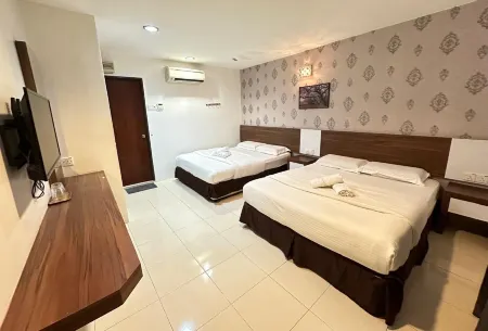 Rainbow Hotel