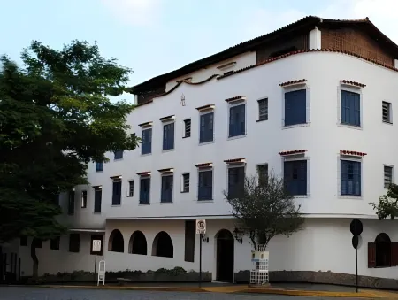 Hotel Londres Отели в г. Сан-Лоренсу