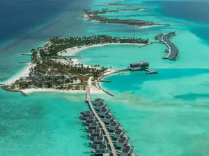 Popular Luxury Hotels in Malé