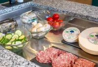 B&B Home Paris Mairie de Saint-Ouen - breakfast