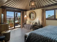 Royal River, Luxury Hotel - Ocean View