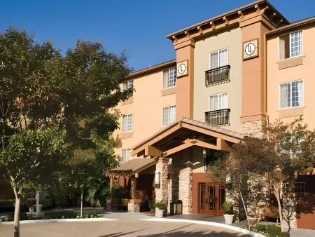 Larkspur Landing Extended Stay Suites Roseville