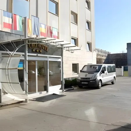 Euro Hotel