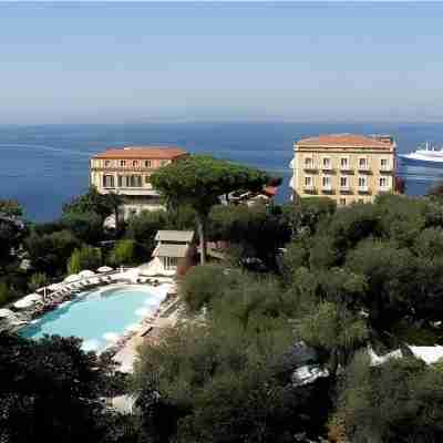 Grand Hotel Excelsior Vittoria Hotel Exterior