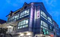 Yangyang Shimpyo Pension Hotels near Naksan Beach