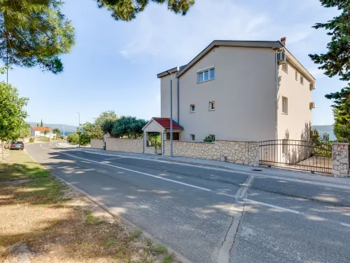 Relax Hotels in Jasenice