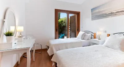 Villa HG33 Kornos โรงแรมใน