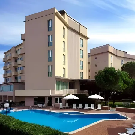 Hotel Balance