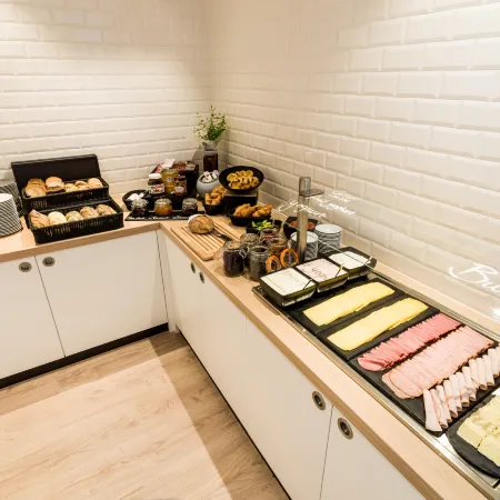 Holiday Inn - the niu, DAIRY HAARLEM by IHG