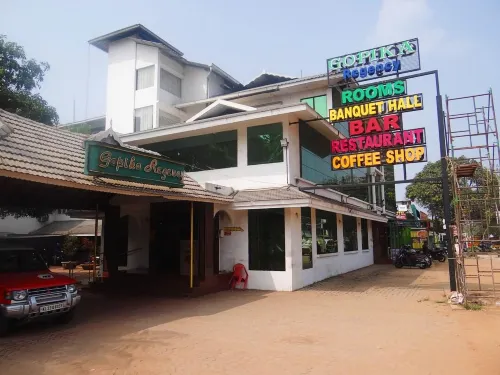 Gopika Regency Hotel فنادق في Vypin Island