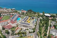 Crystal de Luxe Resort & Spa - All Inclusive Hotels near Kemer