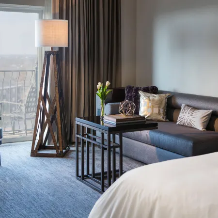 Renaissance Waterford Oklahoma City Hotel
