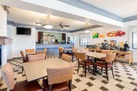 Quality Inn & Suites Gallup I-40 Exit 20 Hotel di Gallup