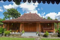 Omah Mbah Mandor by the Lavana Hotell i Tlogoadi