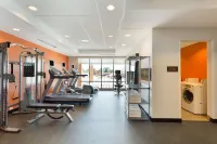 Home2 Suites by Hilton Fargo Hotels in Fargo