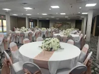 Holiday Inn Express & Suites PITTSBURGH WEST MIFFLIN by IHG Hotels in West Mifflin