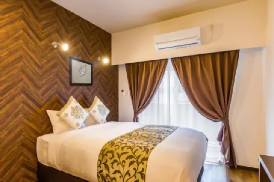 Mr.Kinjo Inn Rinzu Seragaki