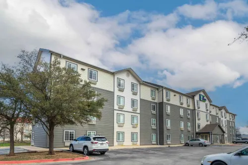 Extended Stay America Select Suites - Austin - Round Rock Hotels in Brushy Creek