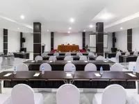 Marina Hotel