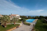 Luzmar Villas - 4-Star